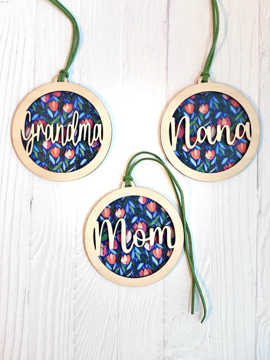 Tulip Bloom Car Charm/Suncatcher – Mom, Nana, or Grandma