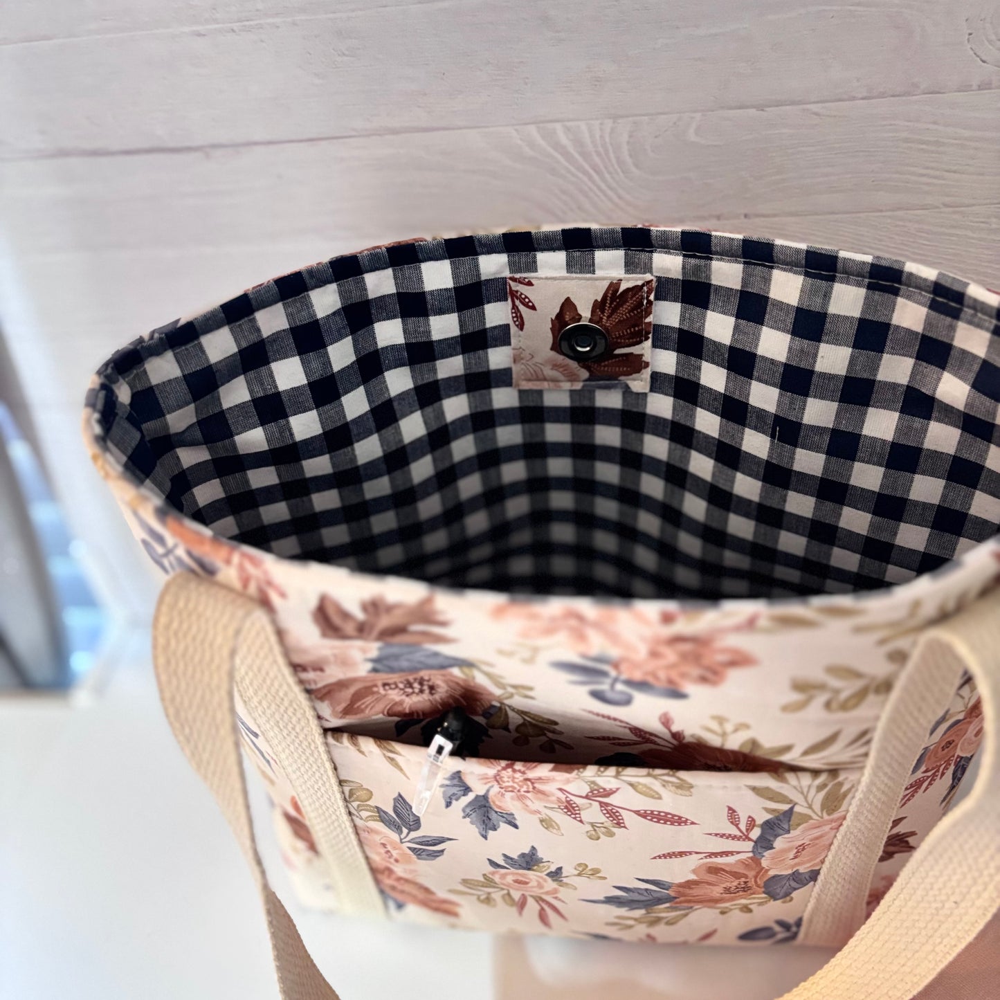 Christian Bible Tote Bag – Faith Message Faux Leather Patch