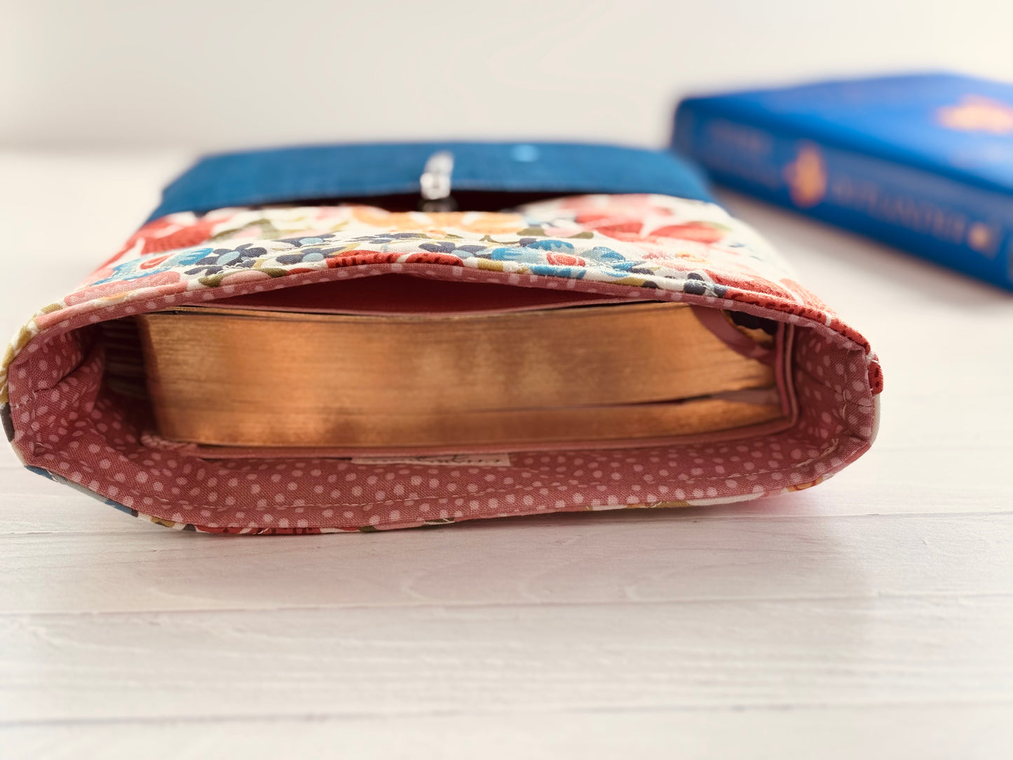 Handmade Quilted Bible Sleeve with Pocket