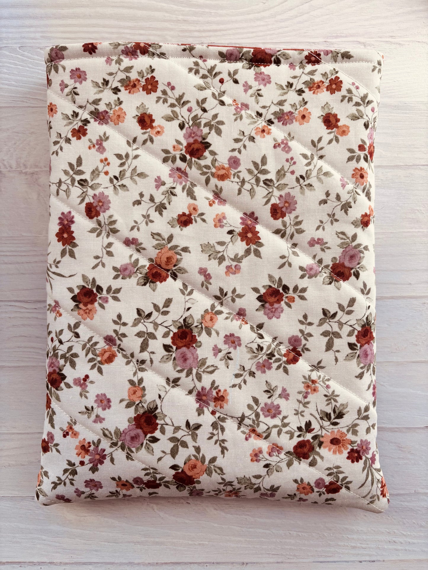 Handmade Quilted Bible Sleeve with Pocket