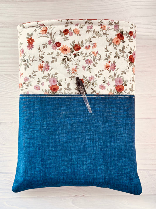 Handmade Quilted Bible Sleeve with Pocket