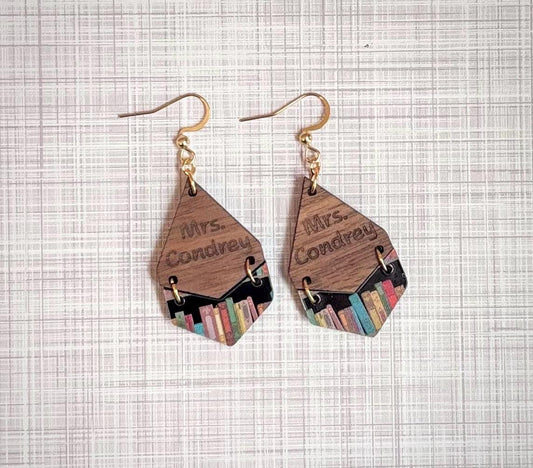 Personalized Bookshelf Earrings with Walnut Wood – Chevron Acrylic Design for Teachers & Book Lovers
